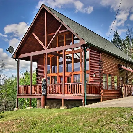 Expansive Gatlinburg Cabin Hot Tub, Deck And Grill! Exterior foto